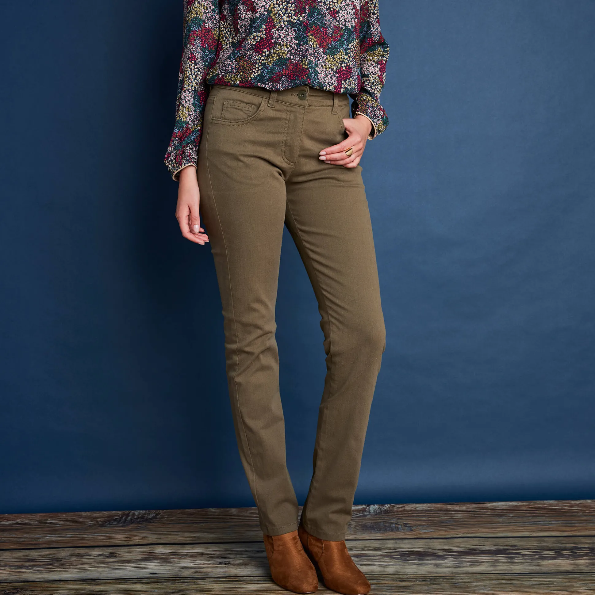 Afslankende broek, binnenpijplengte 78 cm