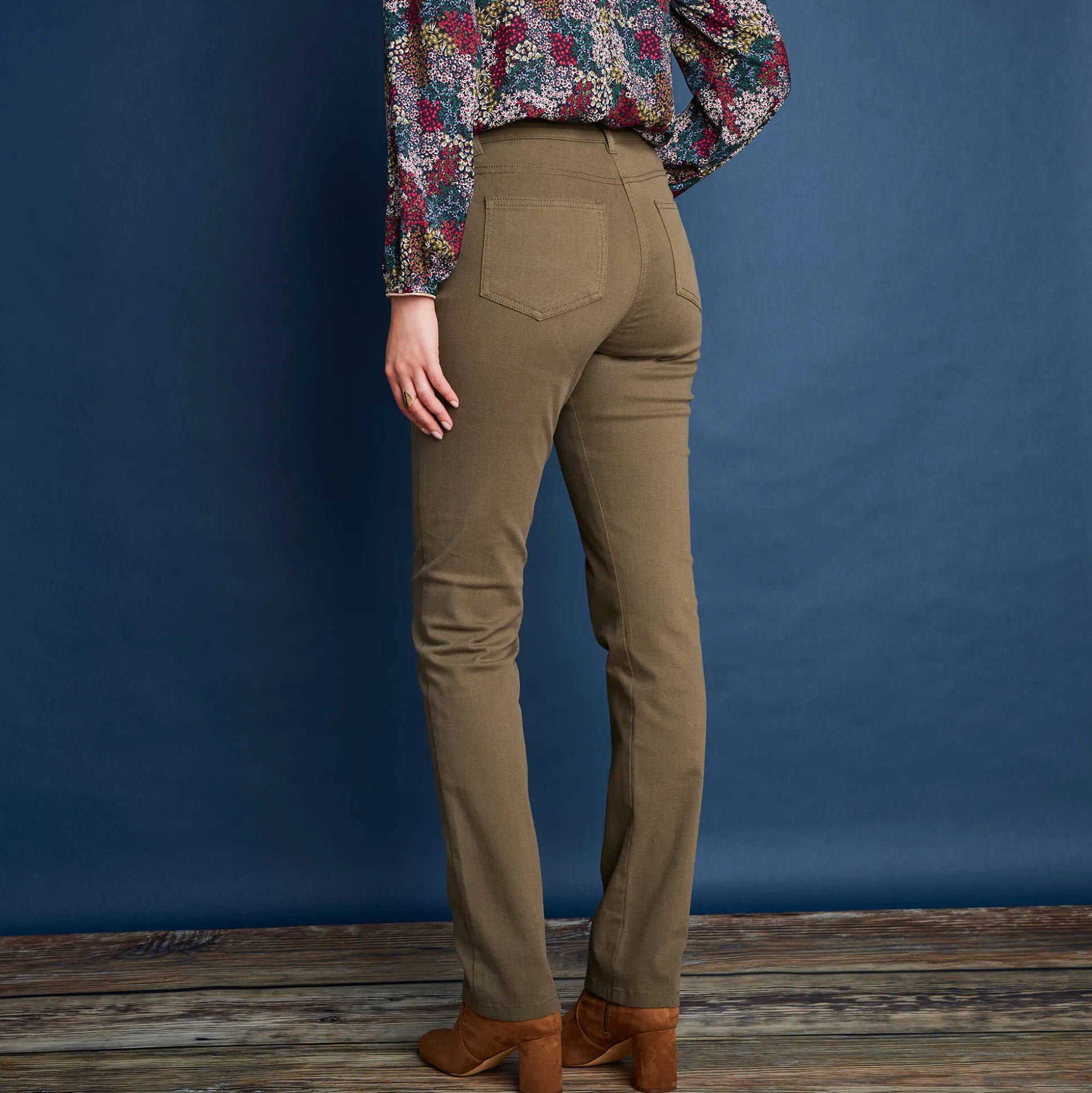 Afslankende broek, binnenpijplengte 78 cm