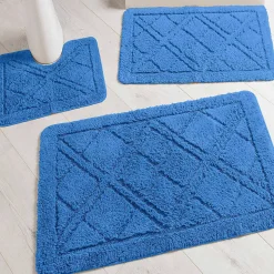Badtapijtje met ruitjesmotief