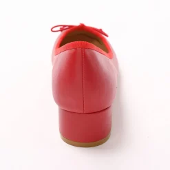 Ballerina's met klein hakje