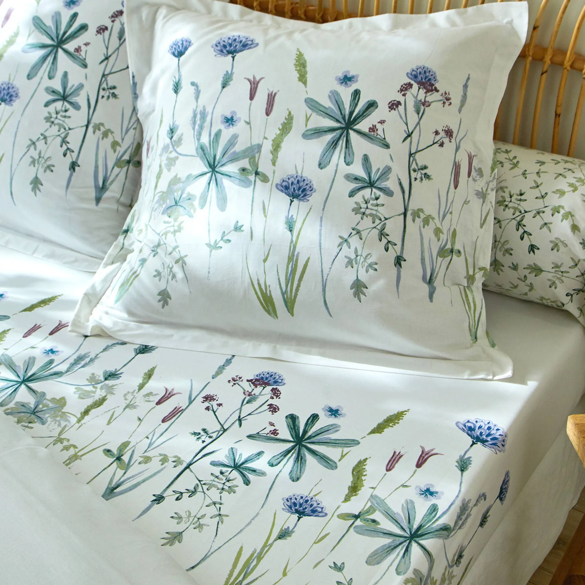 Bedlinnen Julie in katoen met plantenprint