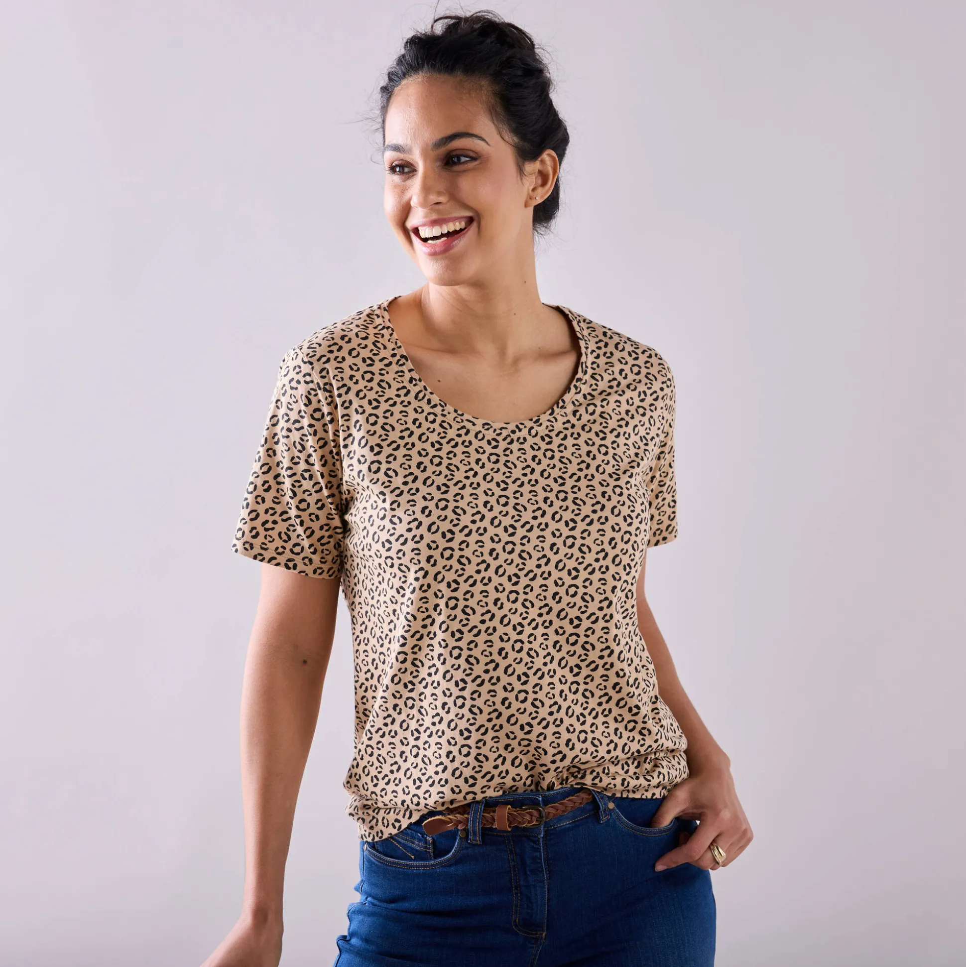 Bedrukt T-shirt met ronde hals en korte mouwen