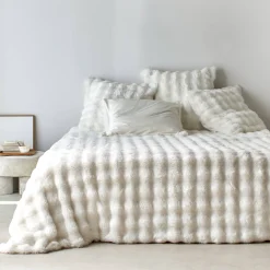 Bedsprei en kussensloop, bontaspect