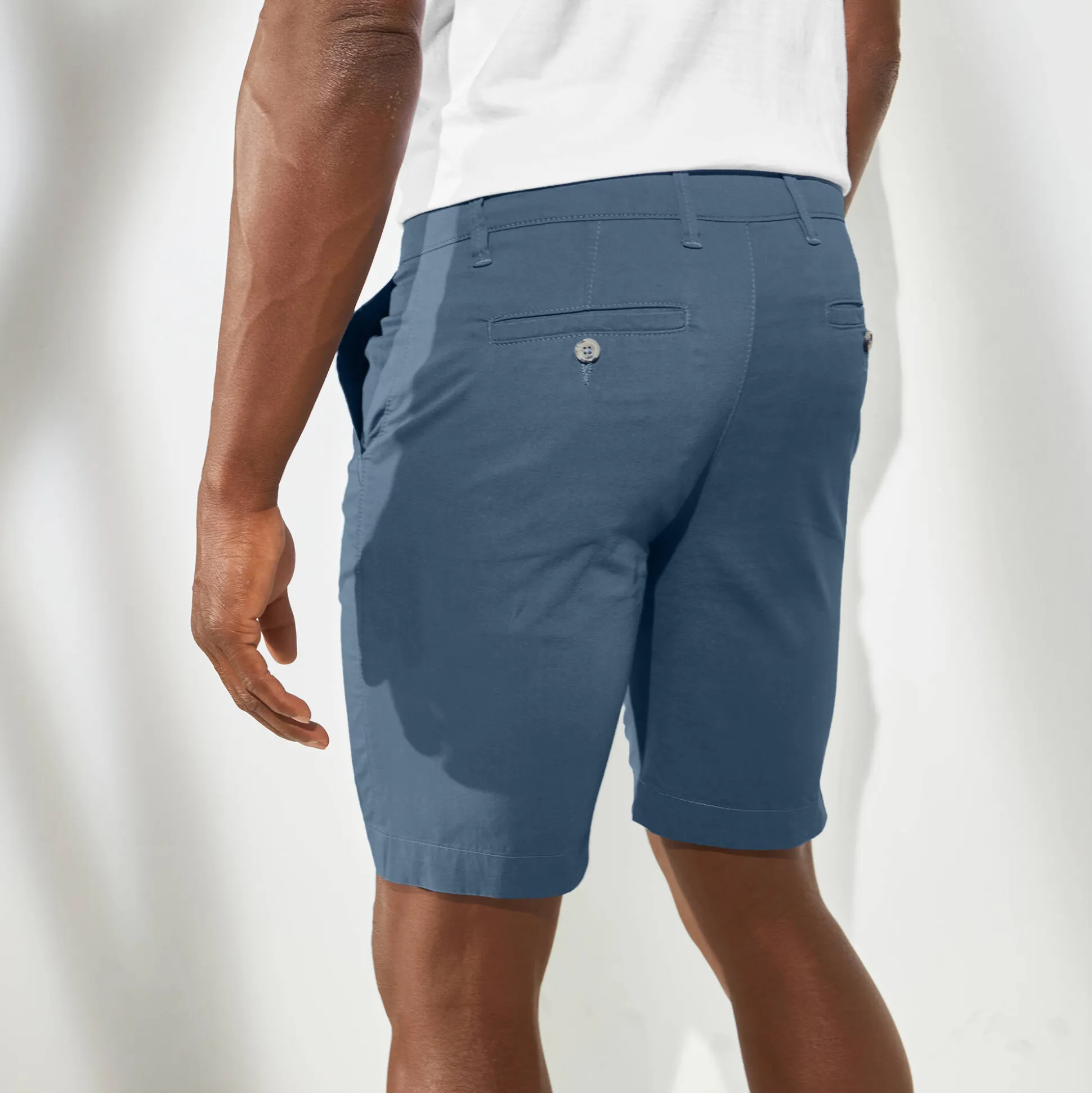 Bermuda chino ceinture arrondie sous le ventre