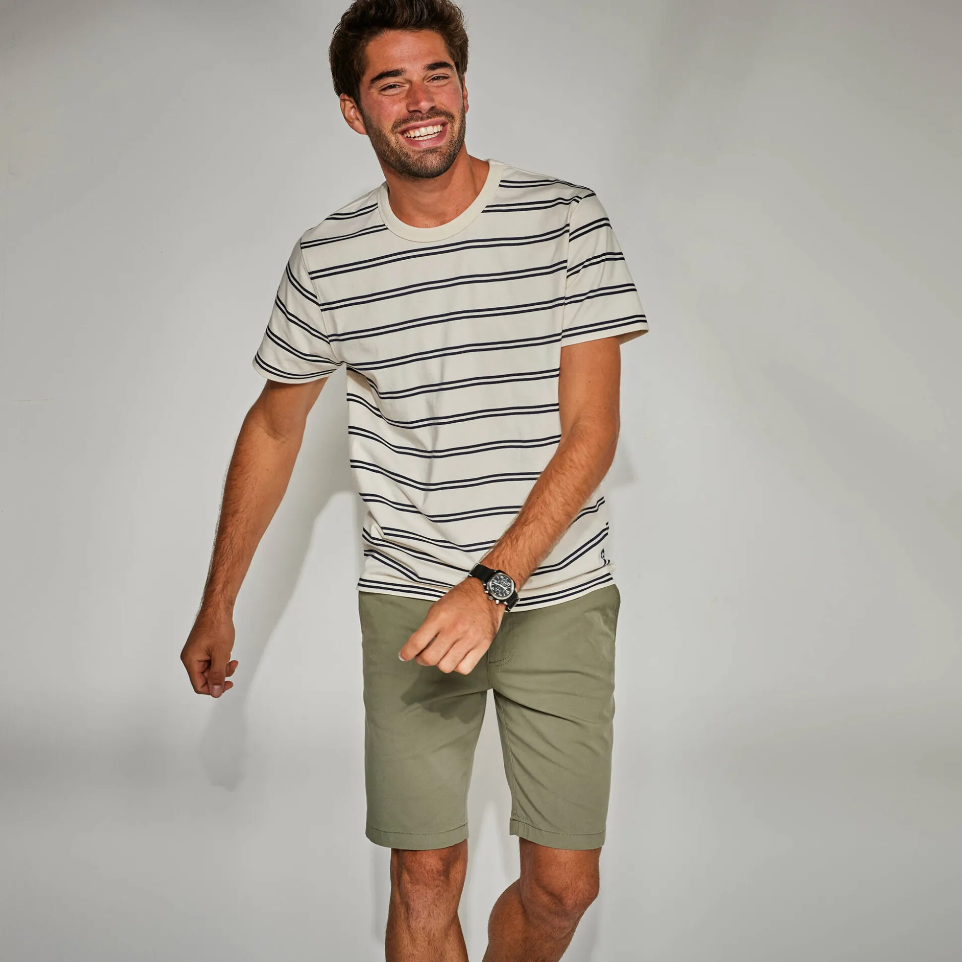 Bermuda chino uni toile sergé stretch morphologie classique