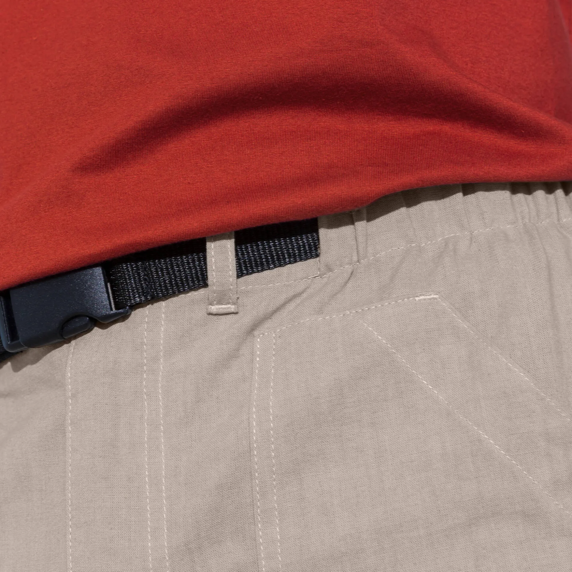 Bermuda met 3/4-elastische tailleband + bijpassende ceintuur