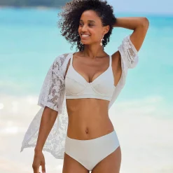 Bikinibeha in korfmodel, Calayo, met beugels