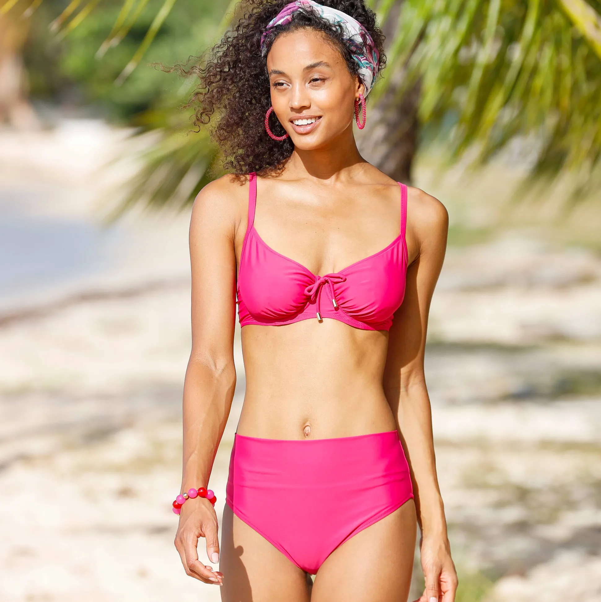 Bikinibeha met beugels, Solaro - korfmodel