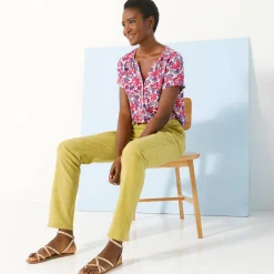 Bloes in viscose met knoopsluiting en etnische print, korte mouwen