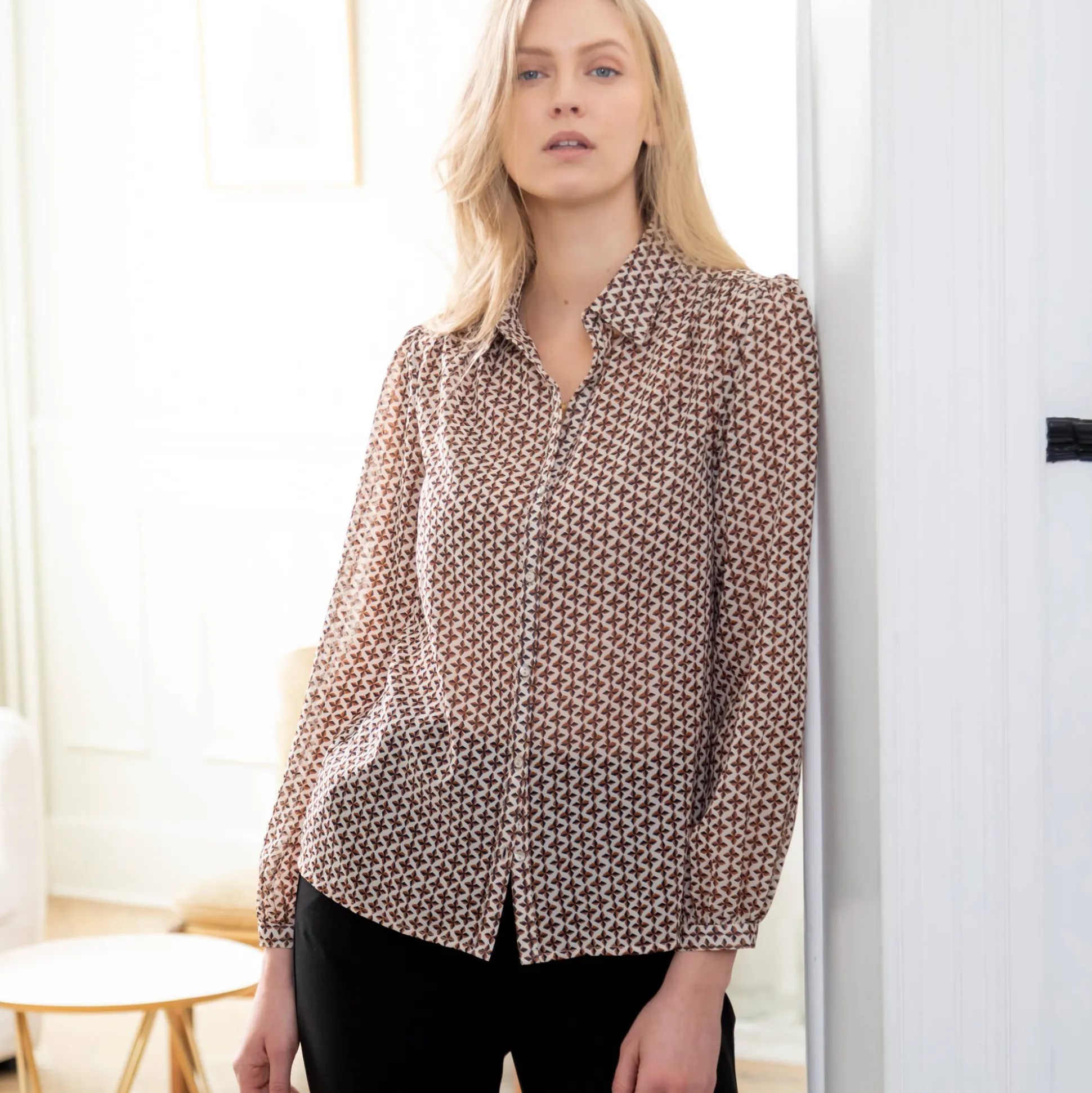 Bloes in voile, minimalistische print
