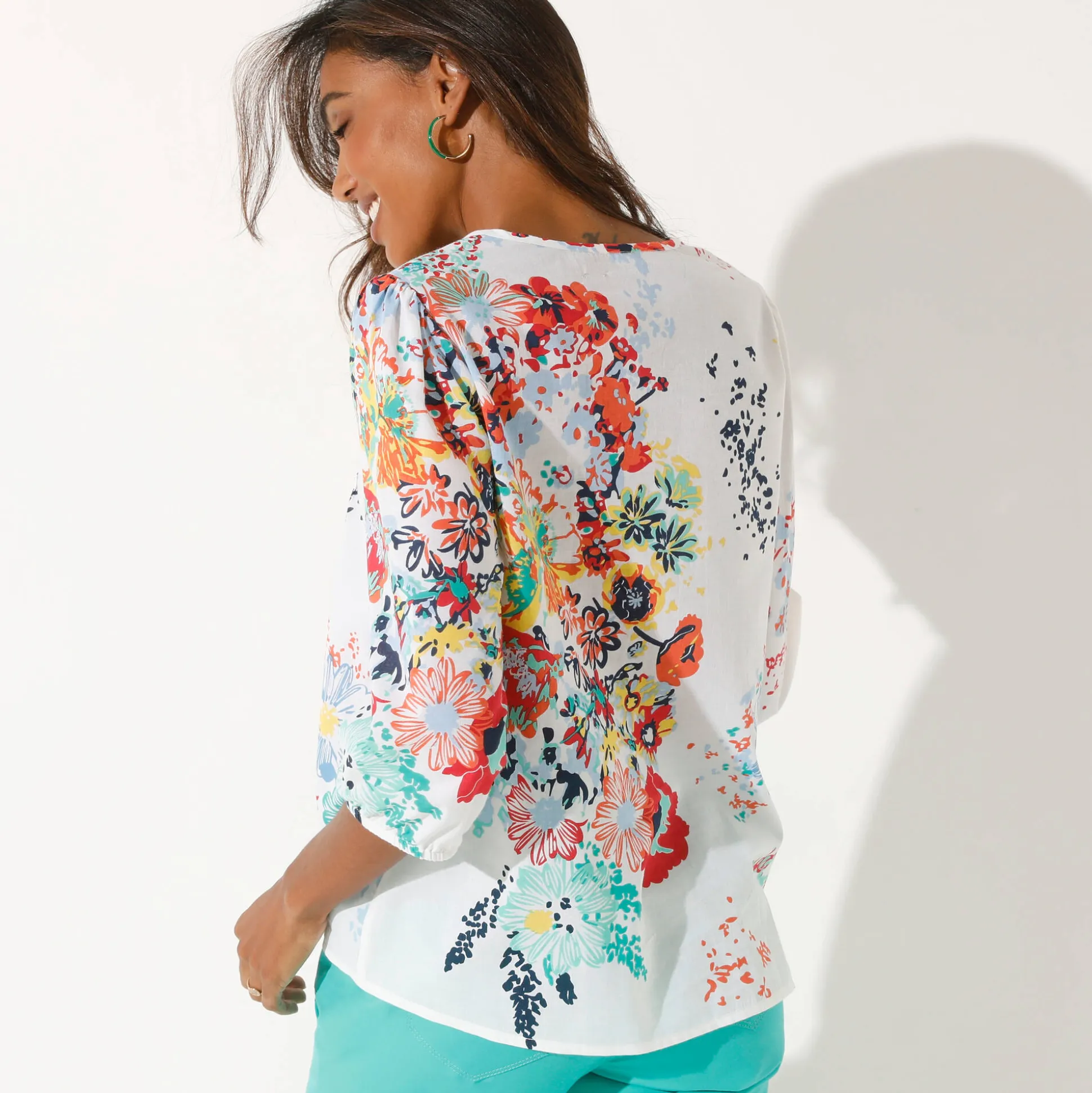 Bloes met bloemenprint