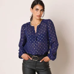 Bloes met goudkleurige stippenprint, in voile