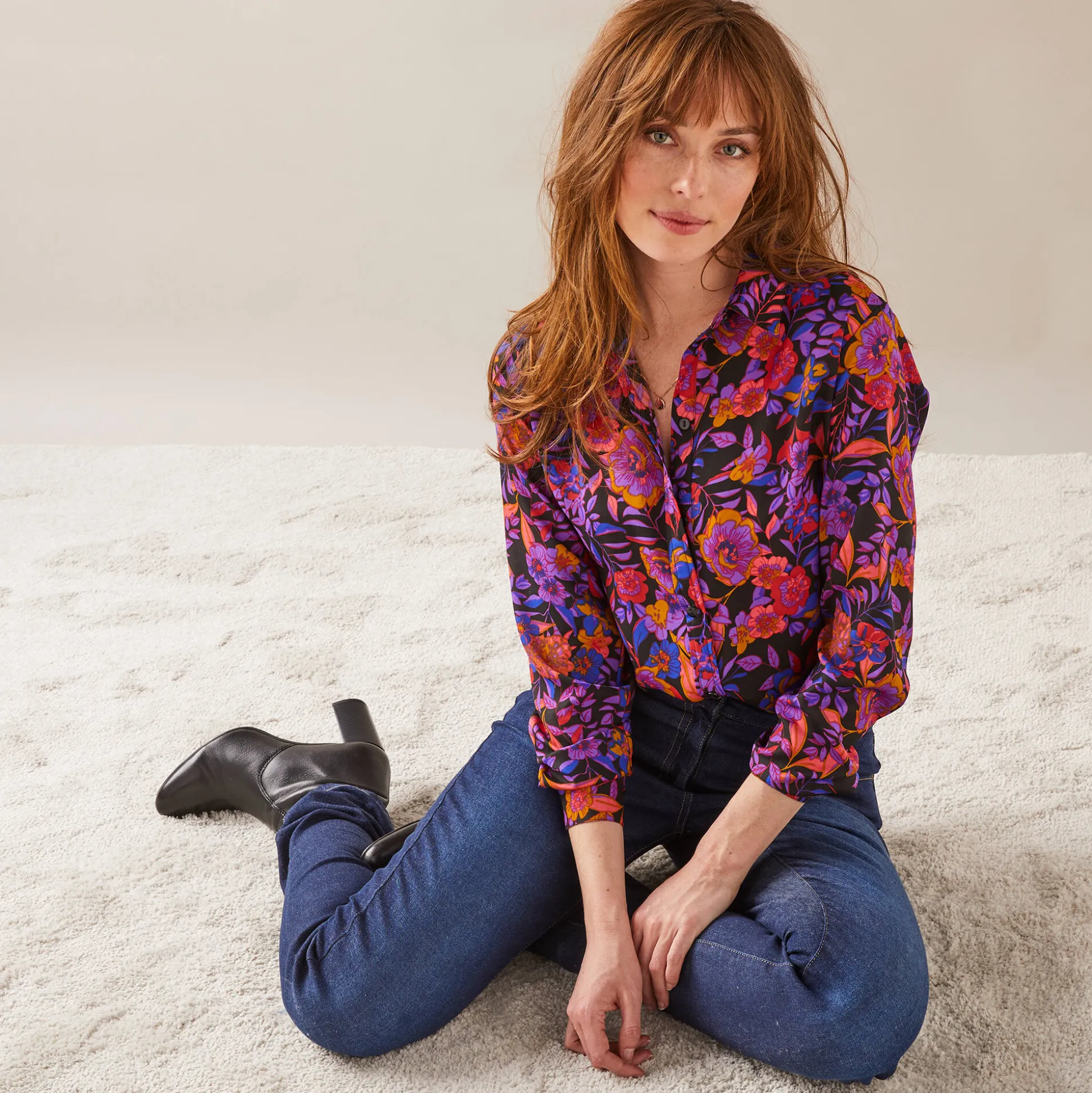 Bloes met knoopsluiting met bloemenprint, gerecycleerd polyester(**)
