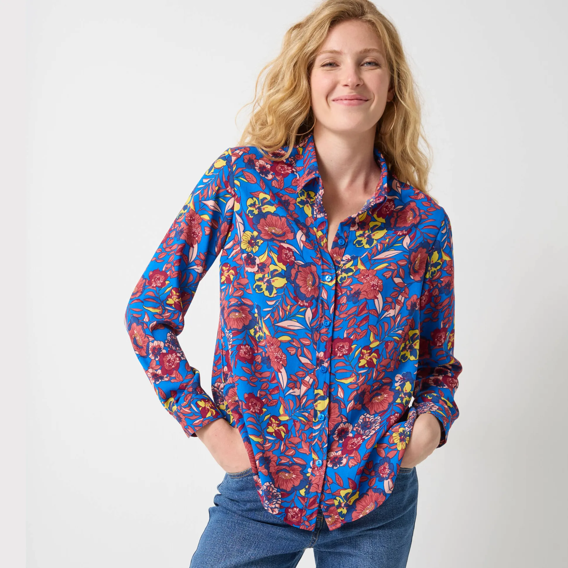 Bloes met knoopsluiting met bloemenprint, gerecycleerd polyester(**)
