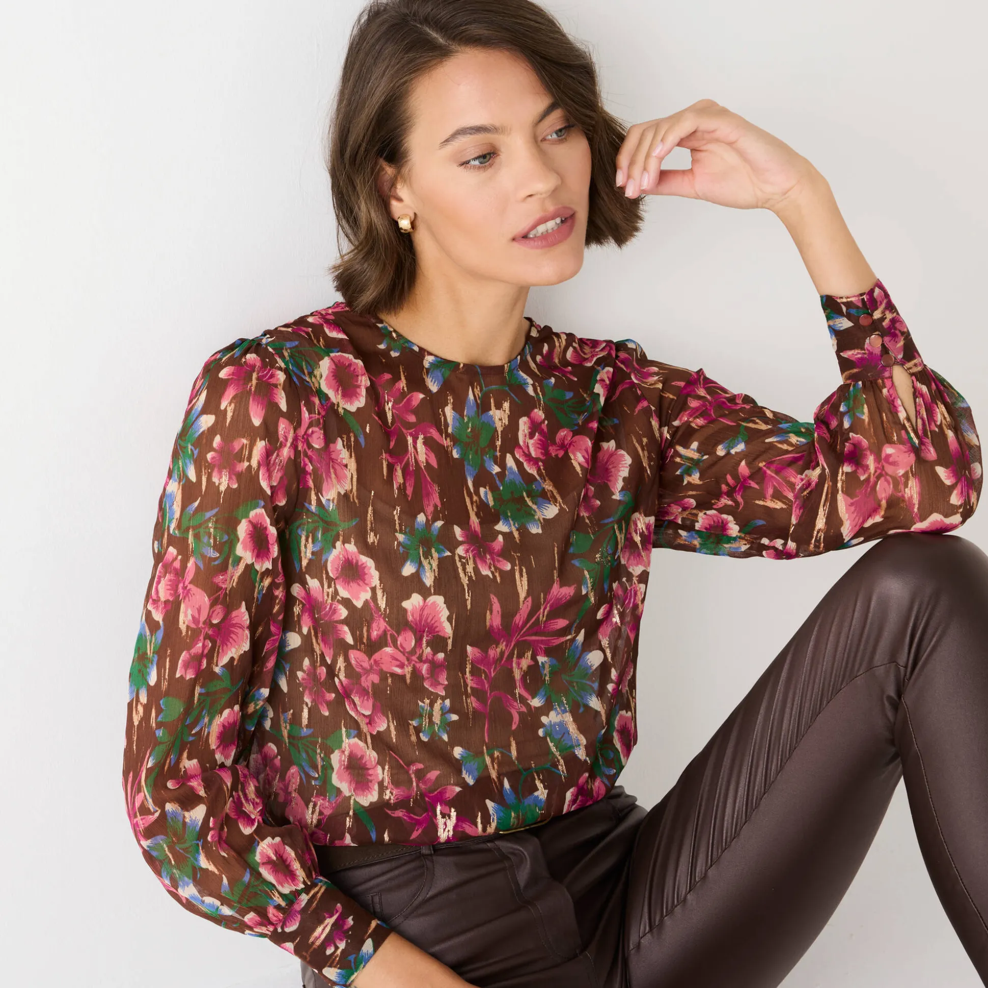 Bloes met lange mouwen, bloemen- en goudkleurige print