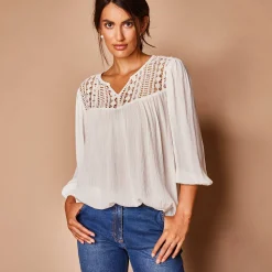 Bloes met macramé en 3/4-mouwen