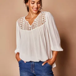 Bloes met macramé en 3/4-mouwen