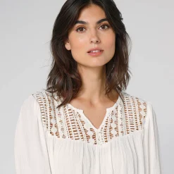 Bloes met macramé en 3/4-mouwen