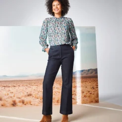 Bloes met Victoriaanse kraag, voile met bloemenprint