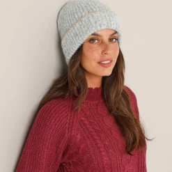 Bonnet détails brillants