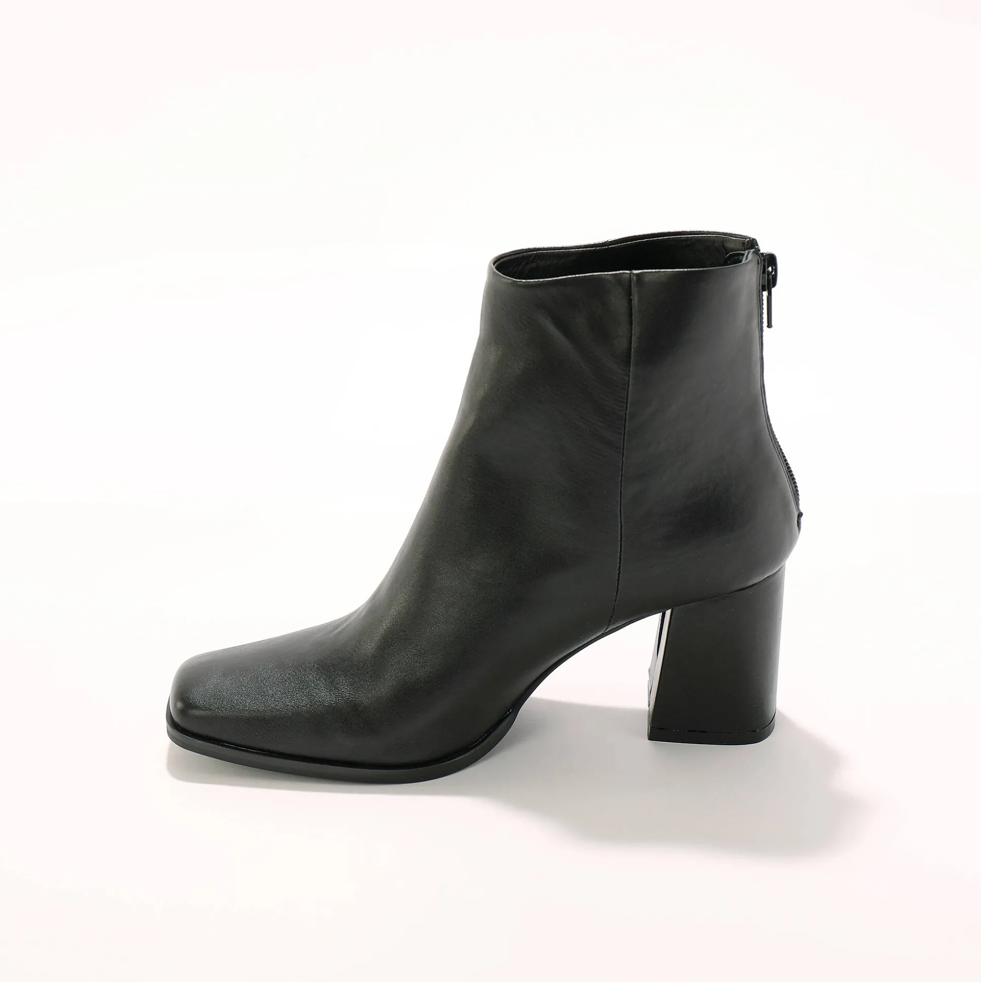 Boots met hak en vierkante neus