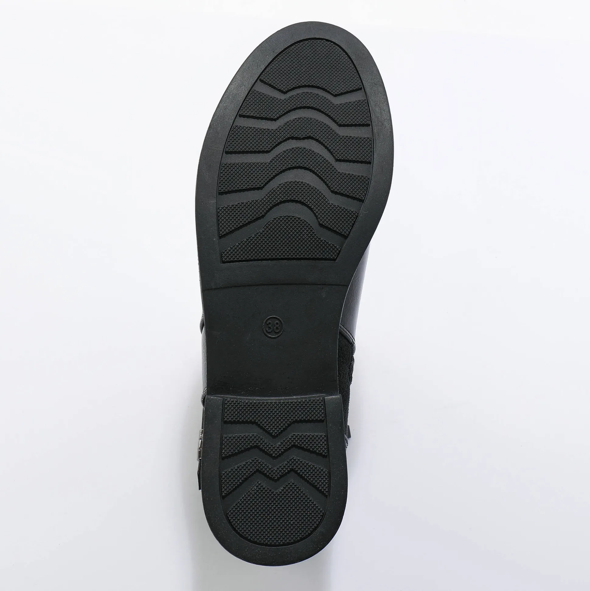 Boots met rits, riempjes en fantasiegespen