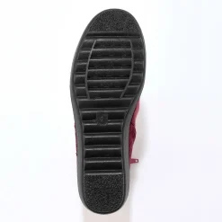 Boots met sleehak en rits, getextureerd effect achter