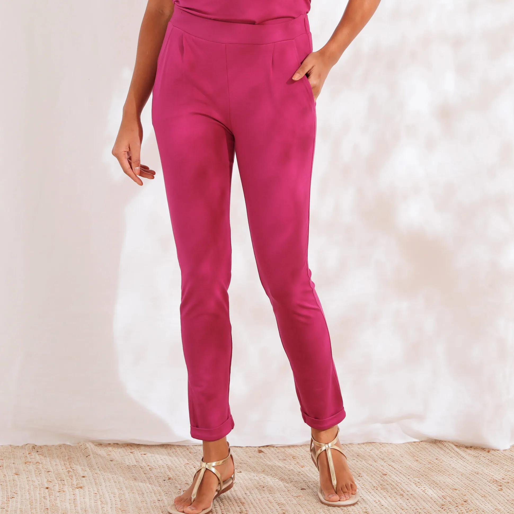 Broek in effen, soepel tricot met elastische taille