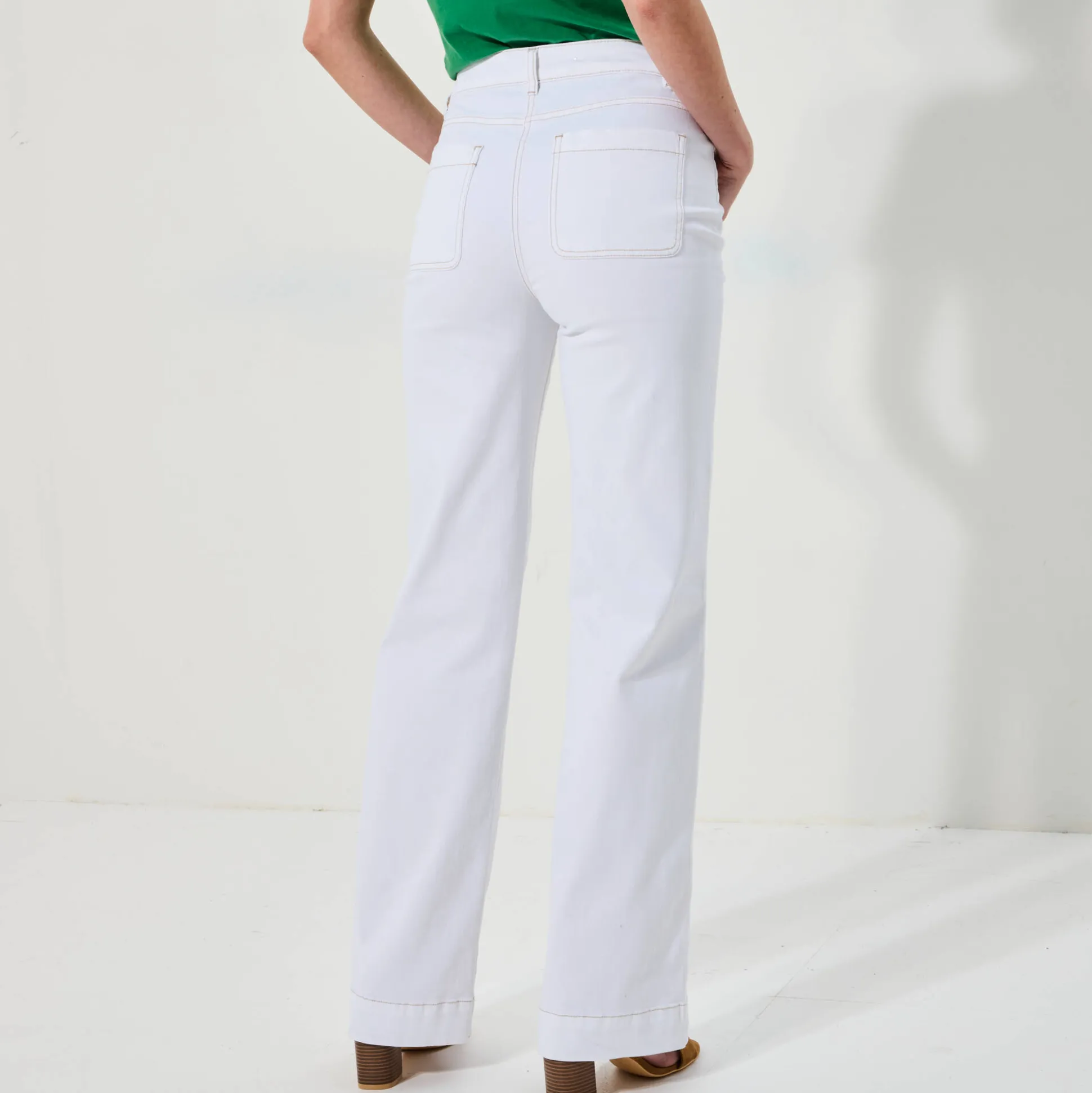 Broek in twill, ruim model met hoge taille, middelmatige lengte