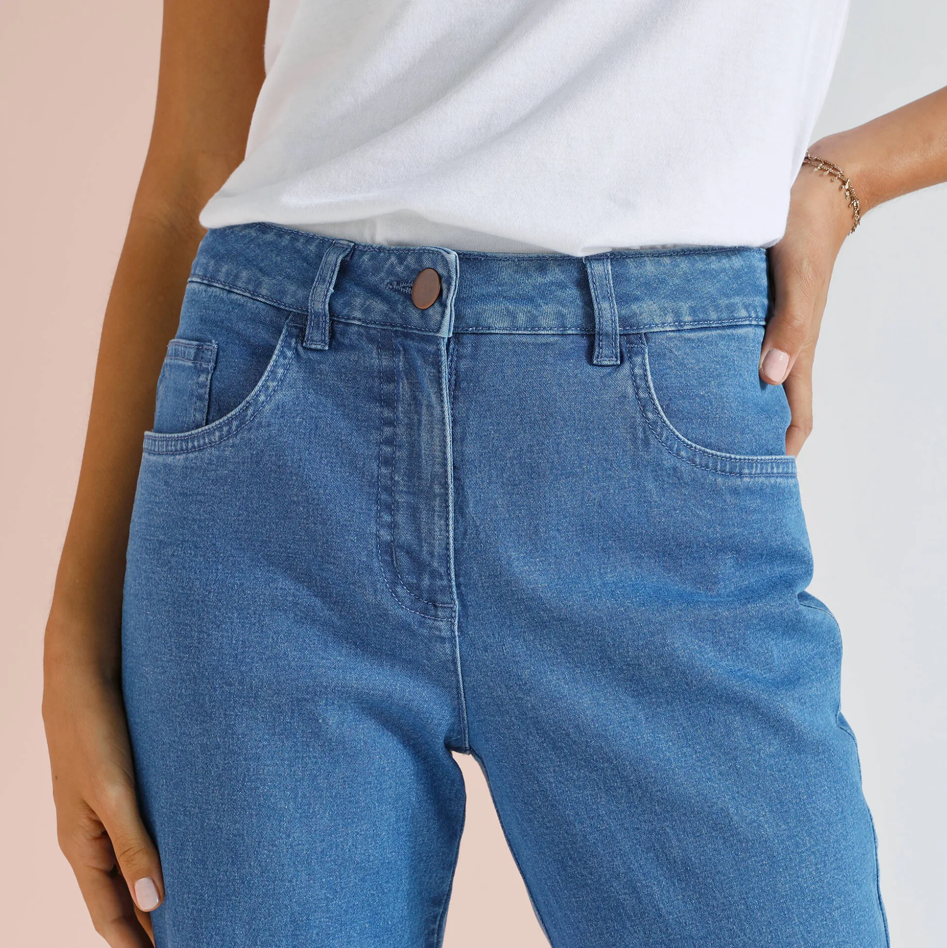 Broek met 'platte buik'-effect in rekbaar katoen