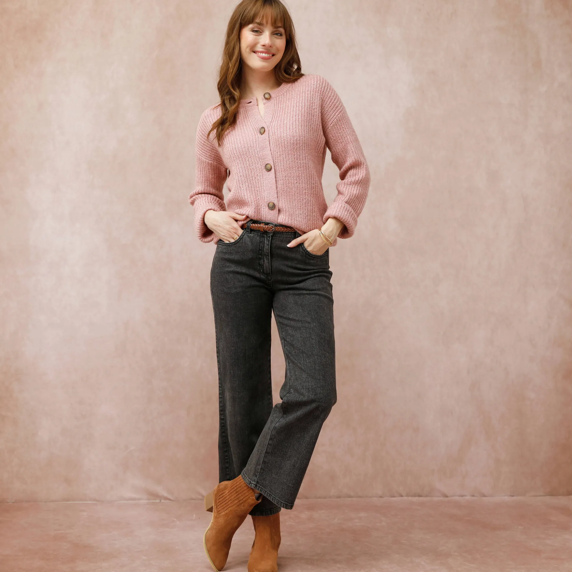Cardigan in patenttricot met knoopsluiting en lange mouwen