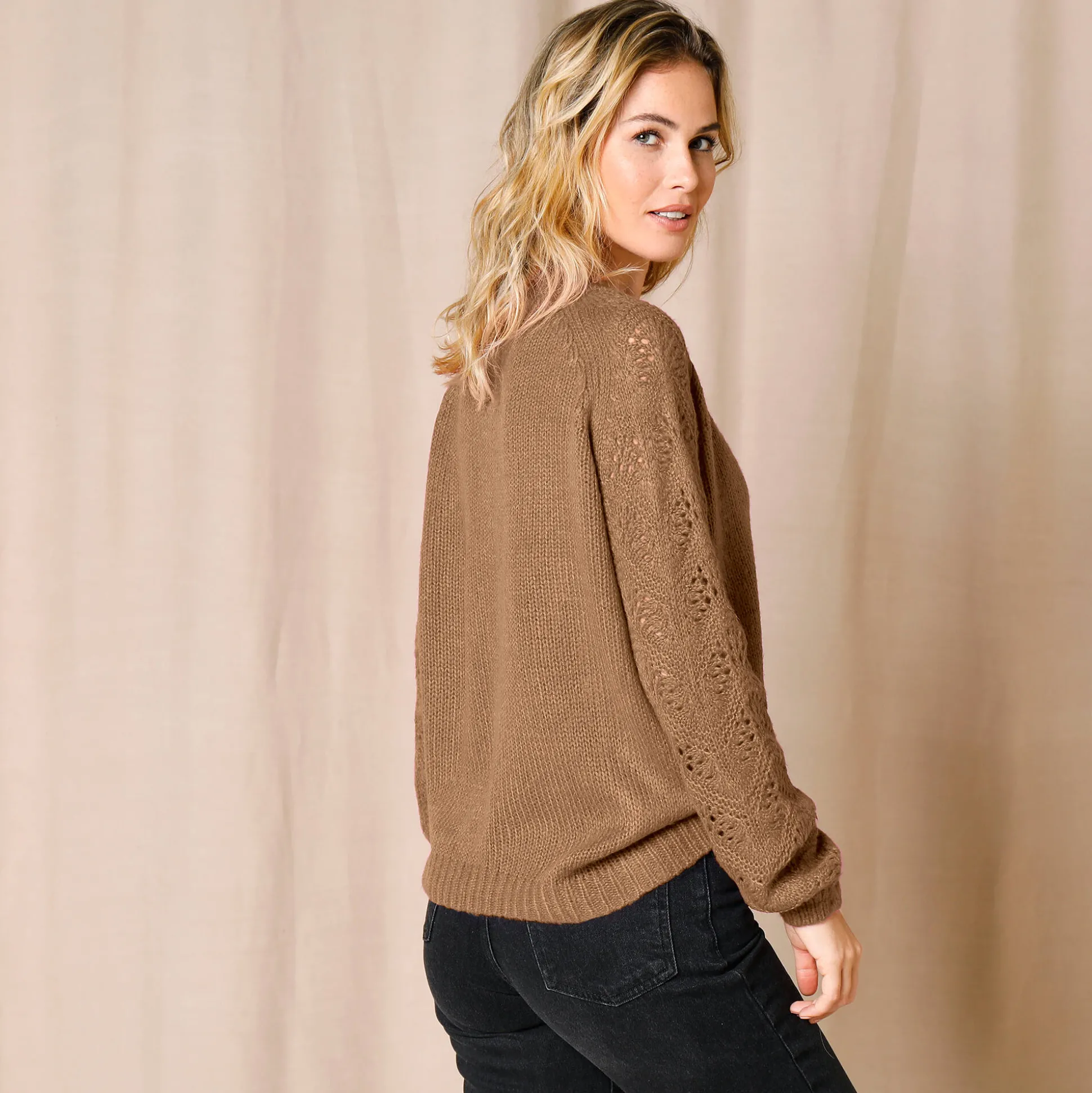 Cardigan met 'juweel' knopen