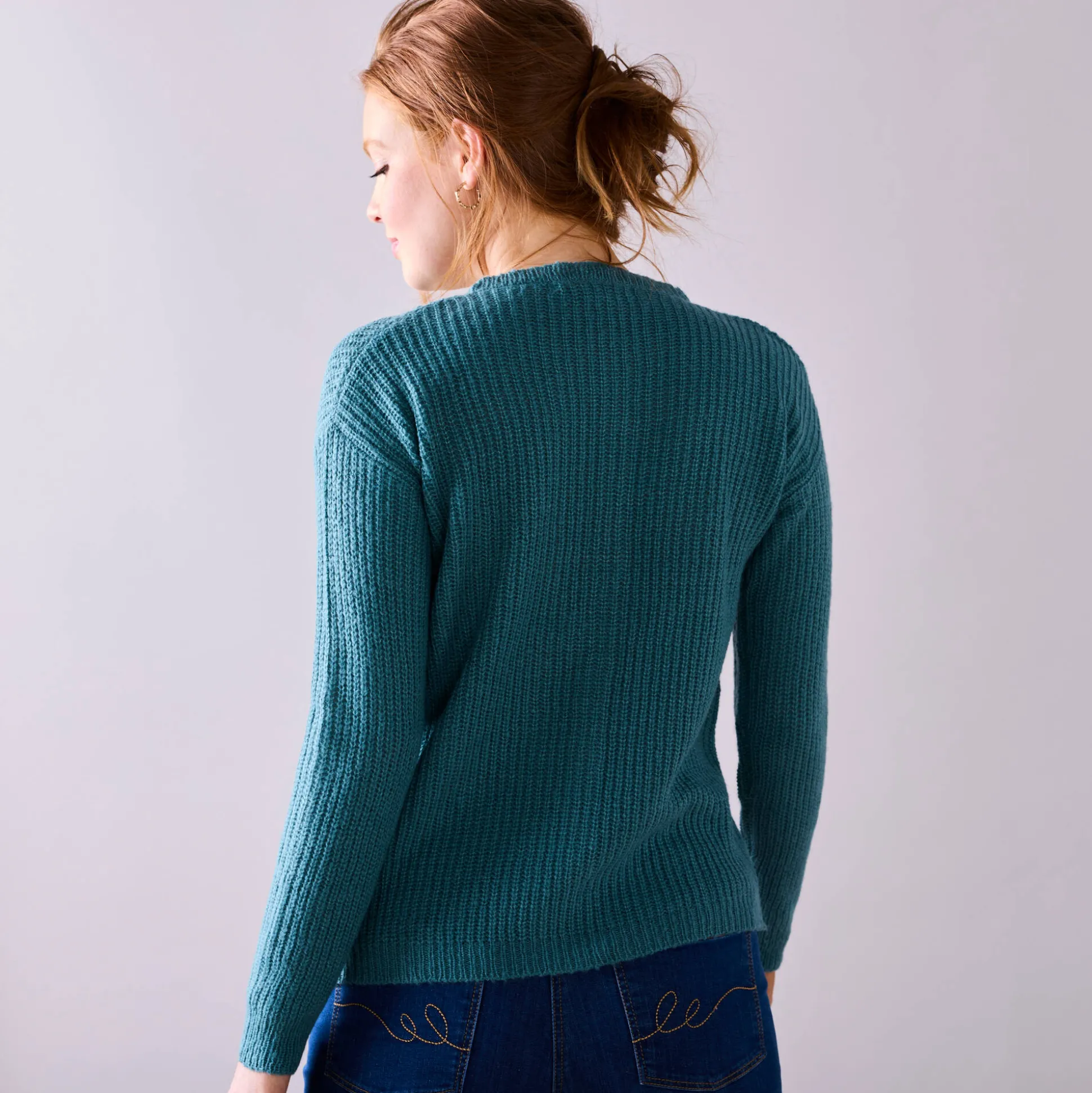Cardigan met parelknopen en mohairtouch