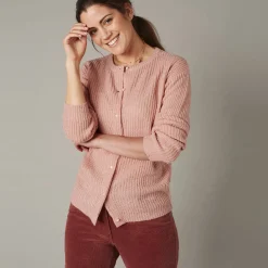 Cardigan met parelknopen en mohairtouch