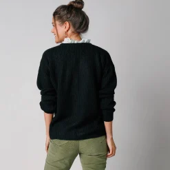 Cardigan met parelknopen en mohairtouch