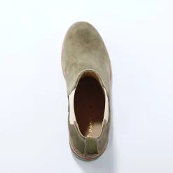 Chelsea boots in splitleer, dikke, geribbelde zool
