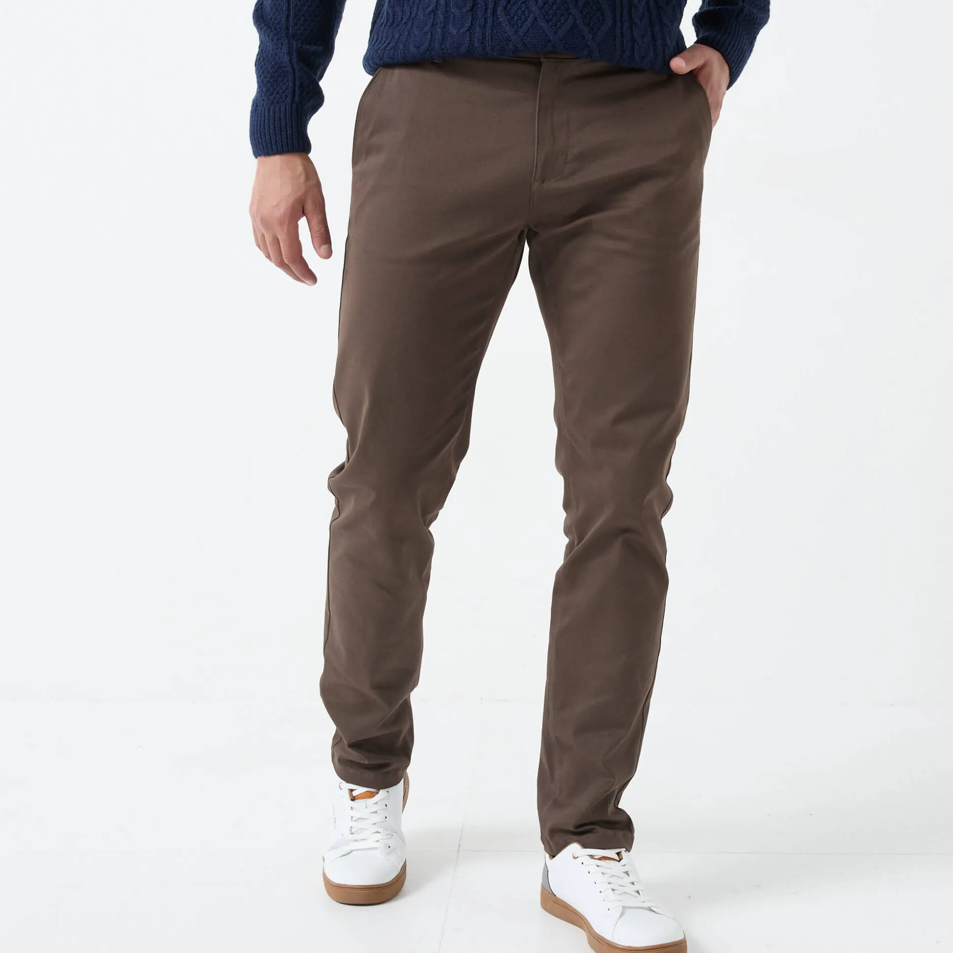 Chino broek met elastische tailleband opzij