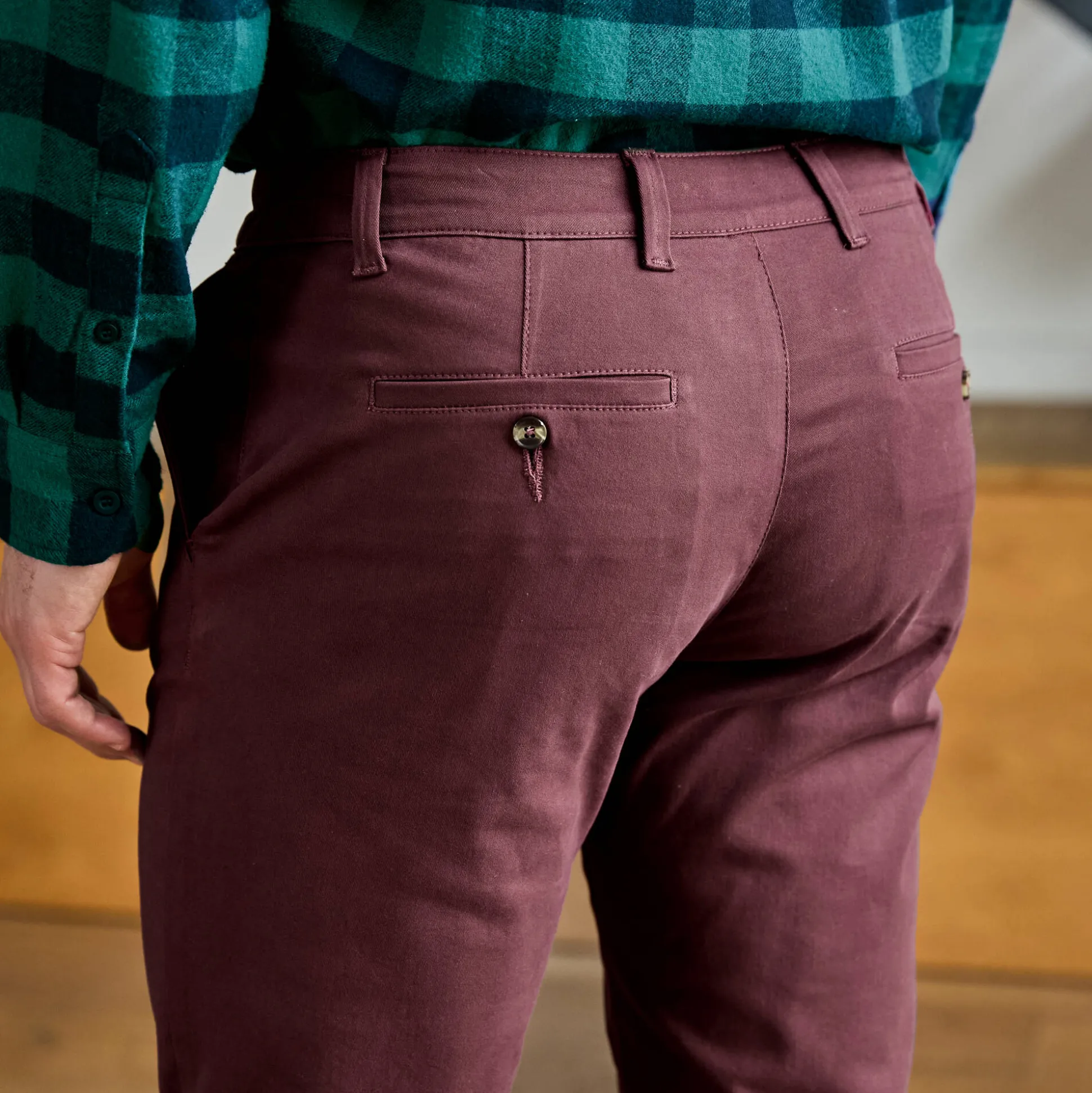 Chino broek met elastische tailleband opzij