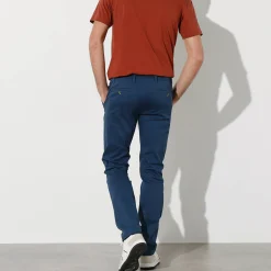 Chino broek met elastische tailleband opzij