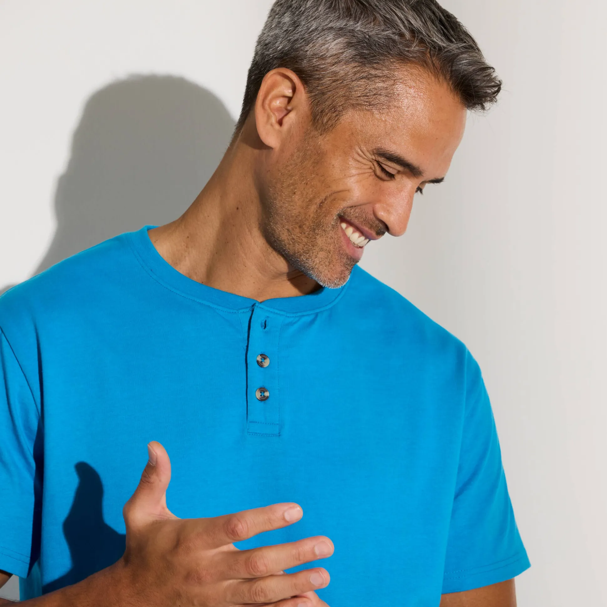 Comfortabel Henley T-shirt met korte mouwen - biologisch katoen