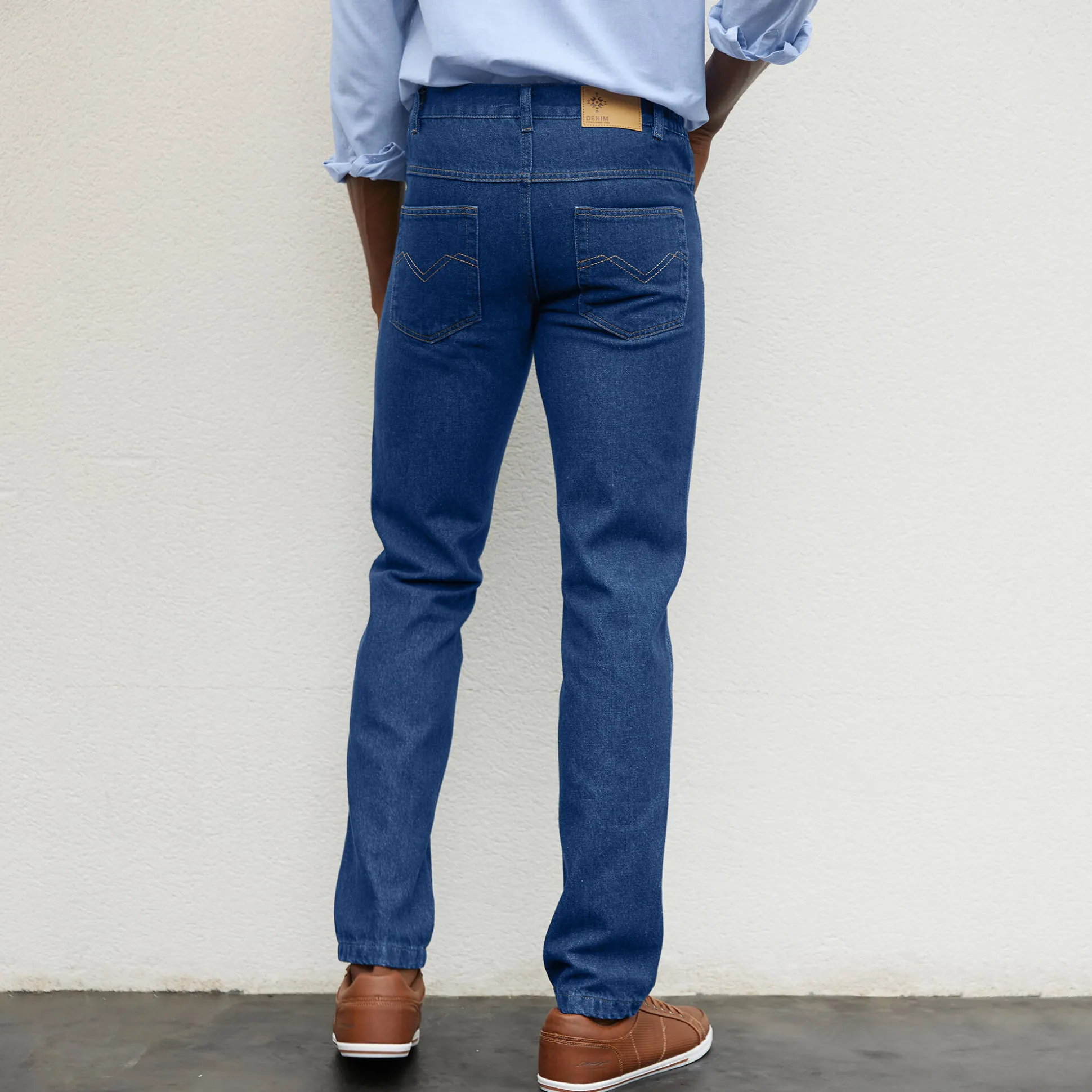 Comfortabele jeans met elastische tailleband - binnenpijplengte 82 cm