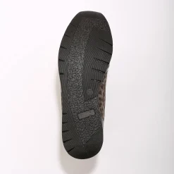 Comfortabele sneakers in gelakt leer, met sleehak, LWG gecertificeerd - vlekkenprint