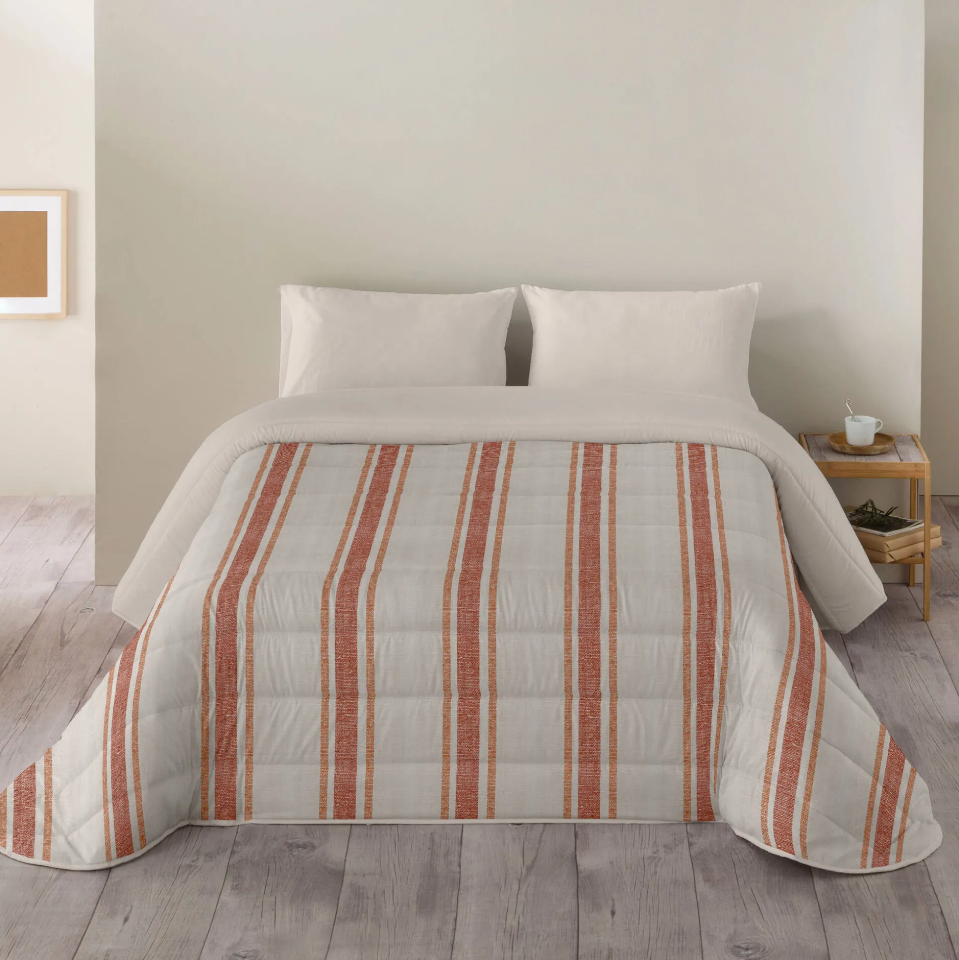 Dekbed in microvezel met bajadèrestrepen 200 g/m²