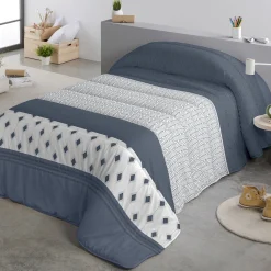Dekbed in microvezel met strepenmotieven 200g/m2