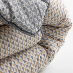 Dekbed in microvezel met grafische print 400 g/m2