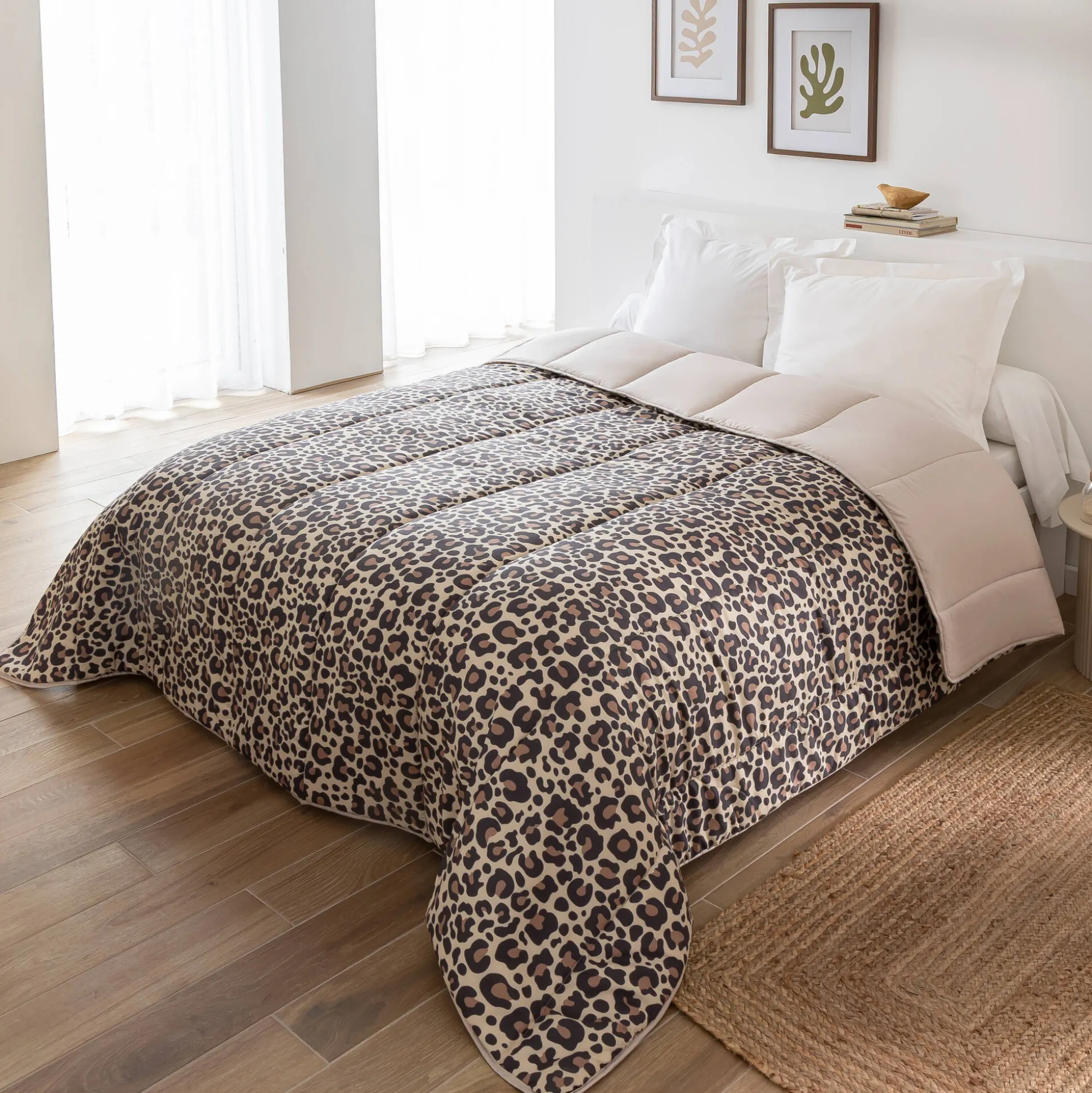 Dekbed in microvezel met luipaardprint 400g/m2