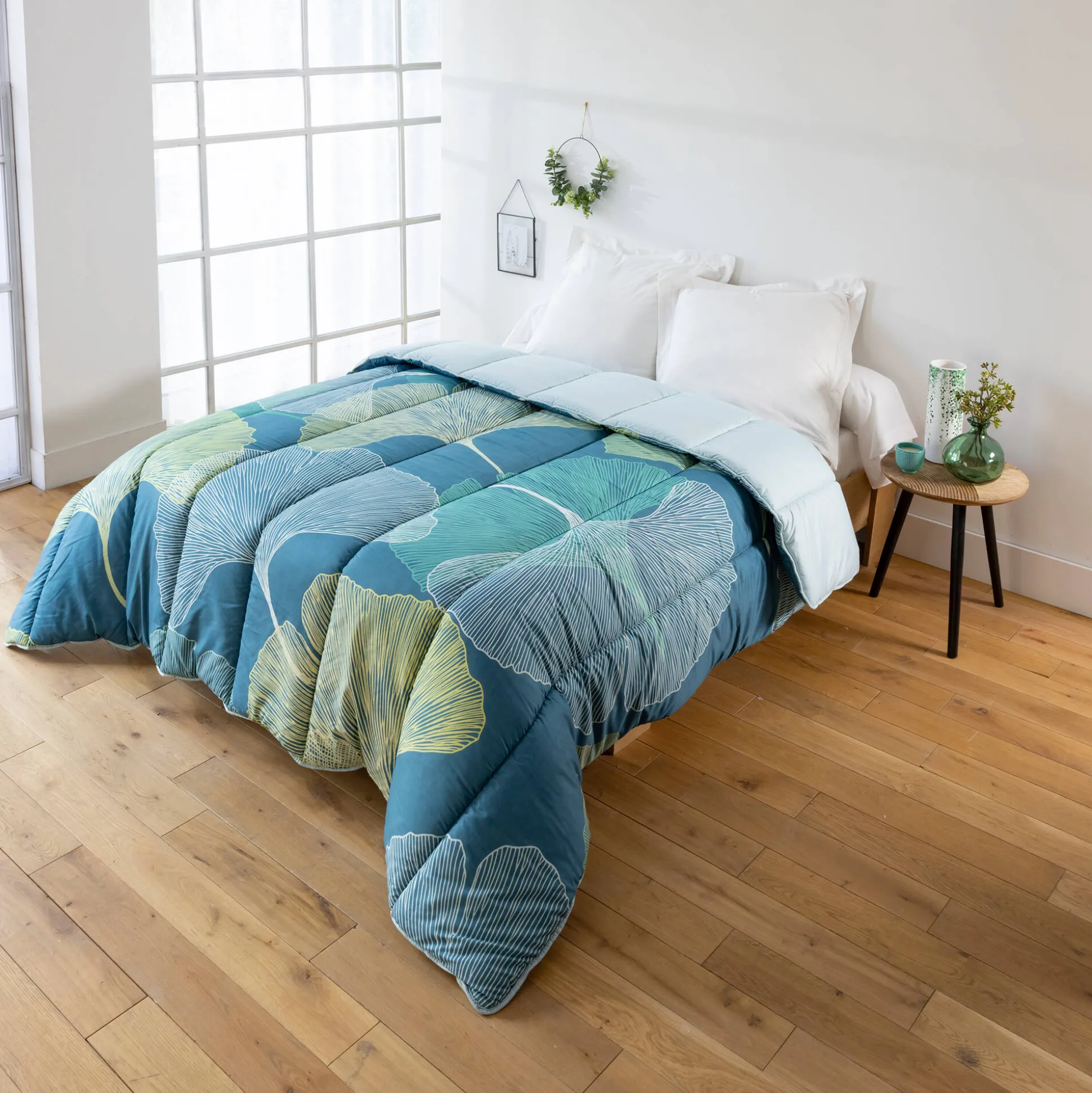 Dekbed in polyester met Gingko print - 200g/m2