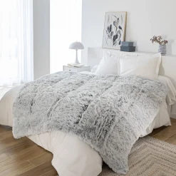 Dekbed van synthetisch bont(**) 600 g/m²