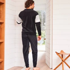 Driekleurige pyjama in velours, lange mouwen