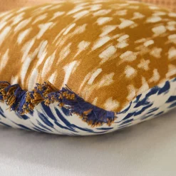 Dubbelzijdig kussen met etnische print